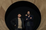 'Waiting For Godot' With Keanu Reeves & Alex Winter Has Sell