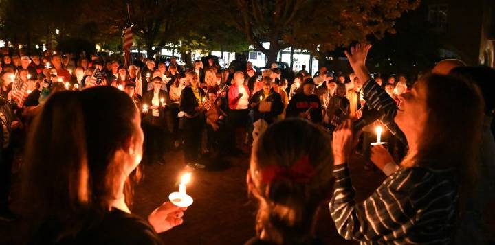 Vigil of Peace for Charlie Kirk held in Lake Forest