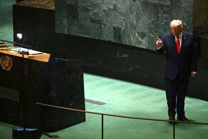Trump: "Lo único que me dio la ONU es un teleprompter roto y unas escaleras estropeadas"
