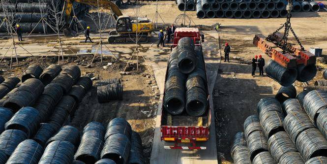 Los beneficios de las industriales chinas crecen en agosto por primera vez este año