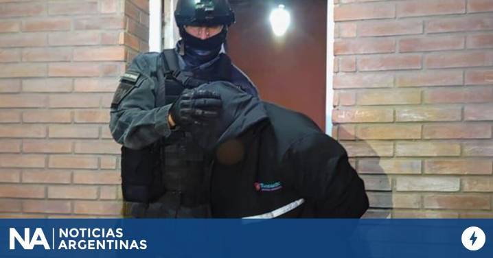 Un empleado municipal de Córdoba fue detenido por venderle drogas a menores