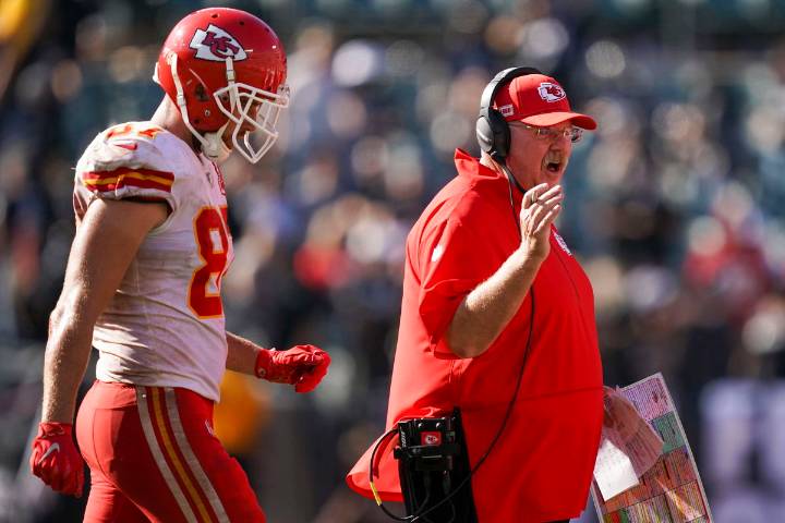 Andy Reid’s Clear Message to Travis Kelce After Heated Sideline Exchange at Giants Andy Reid and Travis Kelce share heated sideline moment during Chiefs vs Giants; here's what the coach has to say. Sa