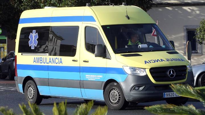 Muere el trabajador de una cantera al caer con el camión por un terraplén en Vilamartín de Valdeorras