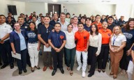 Otorgan gobierno de BJ y sector empresarial mas becas educativas para hijos de policías y bomberos