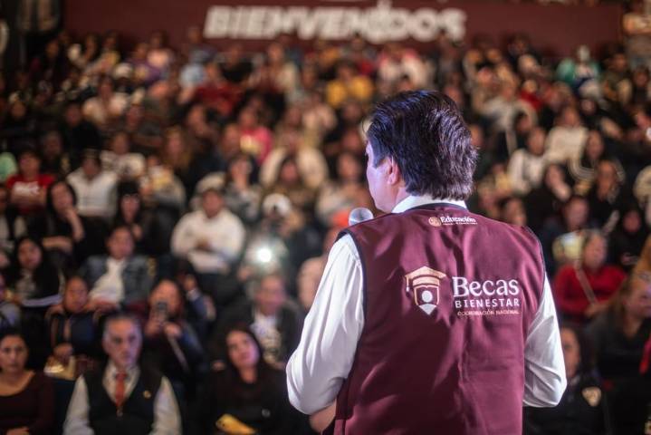 Delgado refrenda compromiso con la educación: más de 5.6 millones de beneficiarios de la Beca Universal Rita Cetina