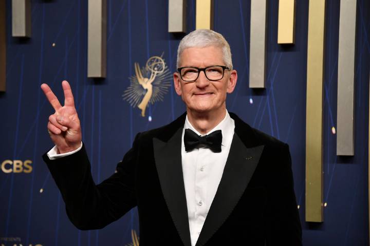 Apple CEO says iPhone 17 price hikes aren't due to tariffs
