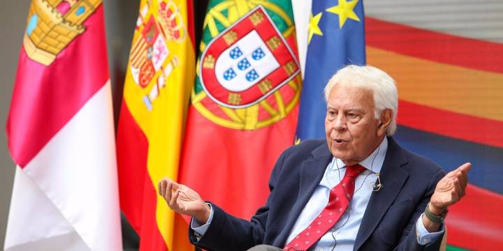Felipe González se dirigió a Hamas: “¿No quieren que maten a niños y mujeres en Gaza? Suelten a los rehenes”