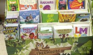 Literacy foundation gives free books to Memphis students