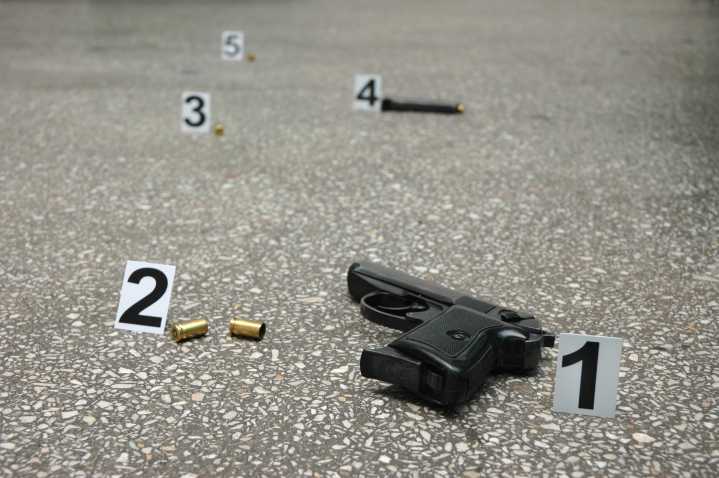 Violencia en Greensboro: 2 tiroteos dejan víctimas graves