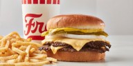 Freddy’s opens in York on Labor Day