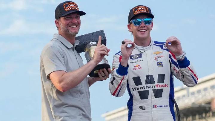 Dale Jr Hits Back at Skeptics as Doubts Cast Over His Generational Talent Dale Jr. defends Connor Zilisch’s fast track against skeptics and hails Denny Hamlin’s 2025 title shot as his best yet after G