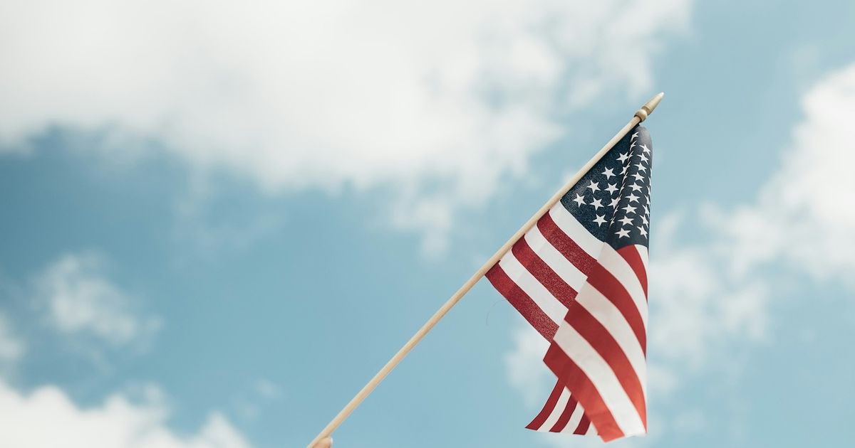 Los derechos a los que no tiene acceso un migrante con green card, pero si un ciudadano estadounidense
