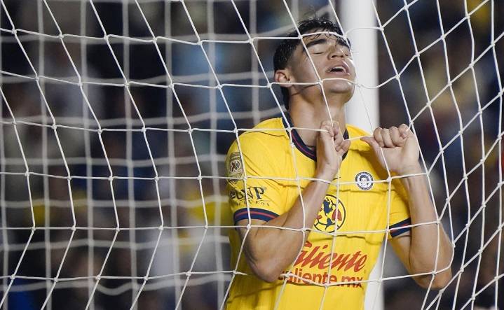 Dagoberto Espinoza se despide del Apertura 2025 tras escalofriante lesión en el América vs Rayados
