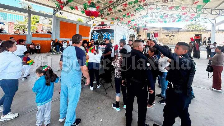 Última hora: Explosión de cohetes en Jesús Acatitla deja dos heridos y ocho personas con crisis nerviosa