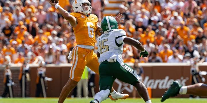 Joey Aguilar throws for 3 TDs to lead No. 15 Tennessee over UAB 56