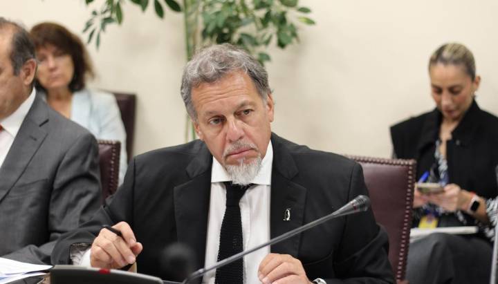 Senador Lagos Weber sobre eventual postulación de expresidenta Bachelet como Secretaria General de la ONU: "Ella sabe cómo opera el sistema"