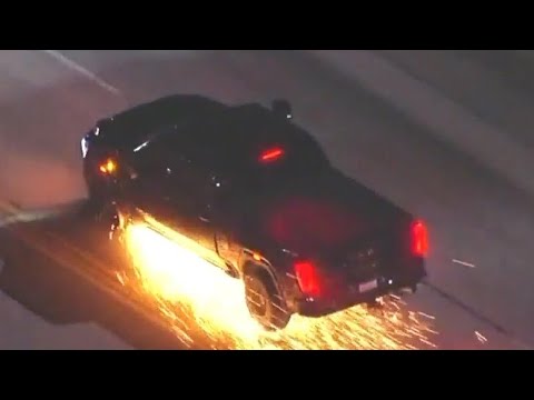 Police chase suspect leaves trail of spark on LA freeway
