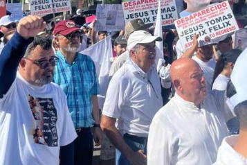 Marchan por la restitución de la paz en Sinaloa