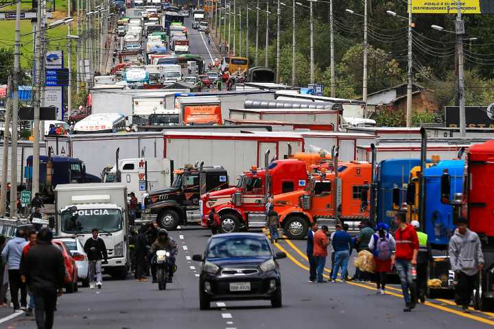 El Gobierno de Ecuador entrega más de 1,1 millones dólares en incentivos para transportistas