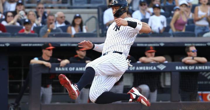 NY Yankees beat Baltimore Orioles 3-2, finish 2nd in AL East