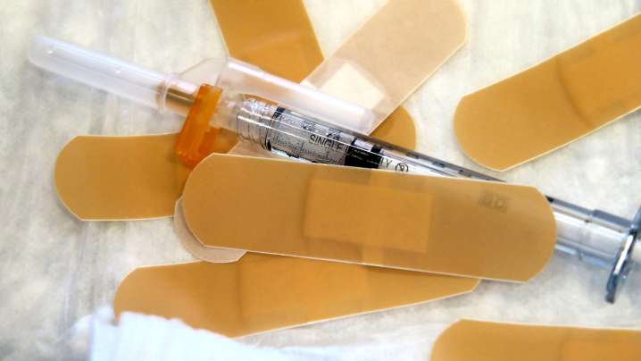New Jersey orders COVID vaccines to be widely available