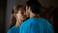 La película italiana de Prime Video sobre el romance de un cura y una joven que escandaliza al mundo