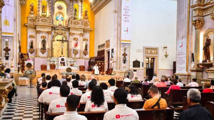 Noroeste agradece con una misa sus 52 años de vida