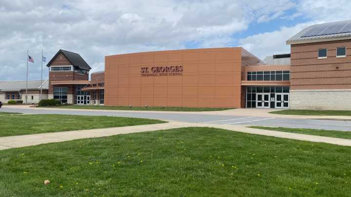 Delaware man with BAC 3 times state limit crashes at high school