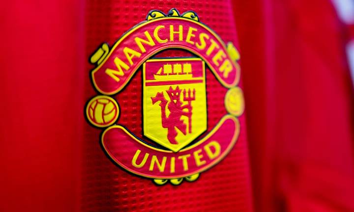 Manchester United agree deal for South American wonderkid amid Barcelona transfer fight