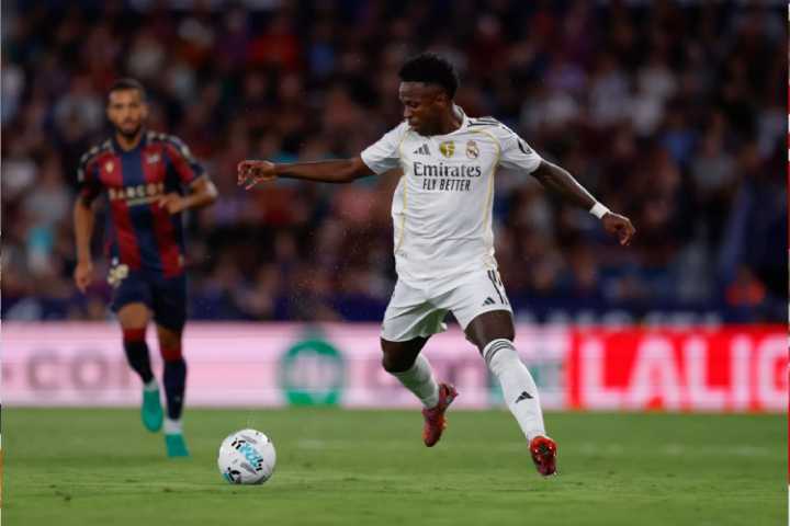 Real Madrid golea al Levante