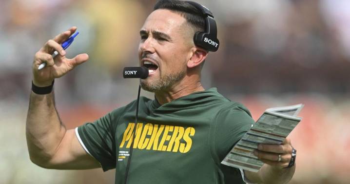 Amid chaos during NFL games, coaches aim to maintain calm inside headset