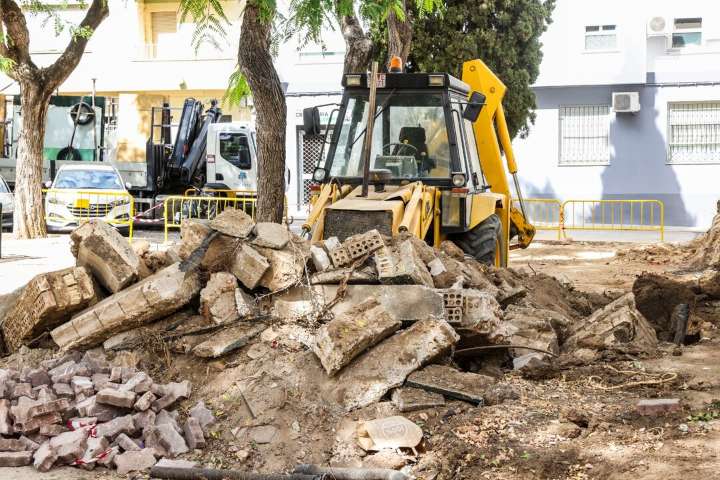 La Plaza del Merendero inicia su transformación con obras de mejora