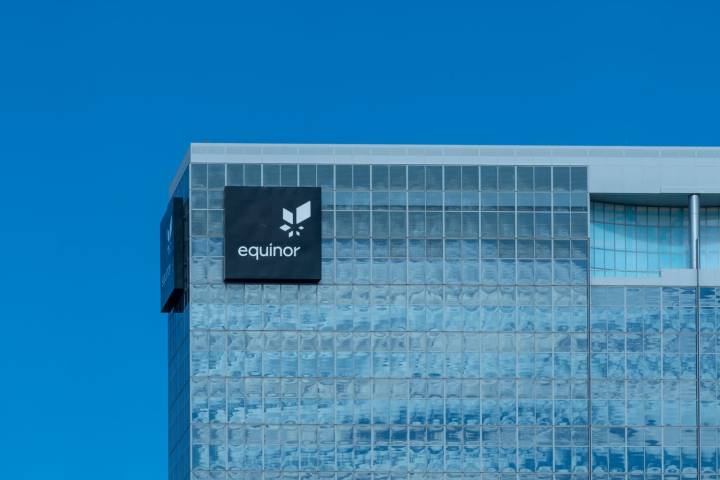 Equinor:  Europe Enters Heating Season With Lowest Natural Gas Storage Levels Since 2021 (NYSE:EQNR)