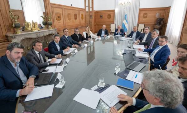 Tras el pedido de EE.UU, el Gobierno reactivó el Consejo de Mayo para acelerar la reforma fiscal