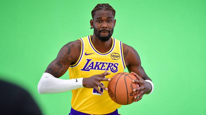 Fans will love Deandre Ayton’s decision in first Lakers Media Day
