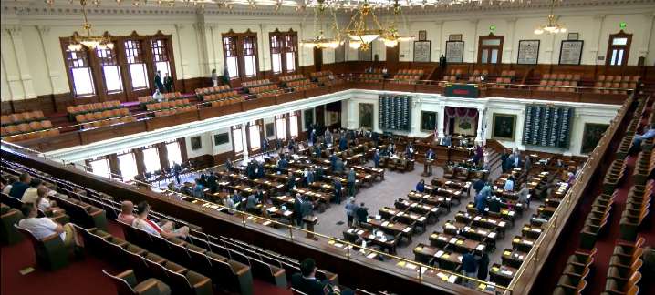Texas House passes bill to punish quorum breaks