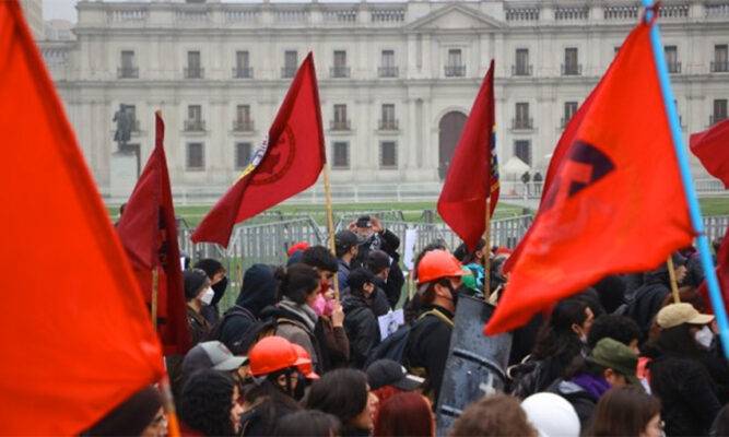 57 detenidos por incidentes en romería  a 52 años del golpe: 11 son adolescentes