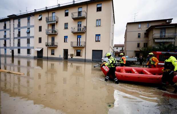 Inundaciones y deslizamientos de tierra en el norte de Italia tras fuertes lluvias