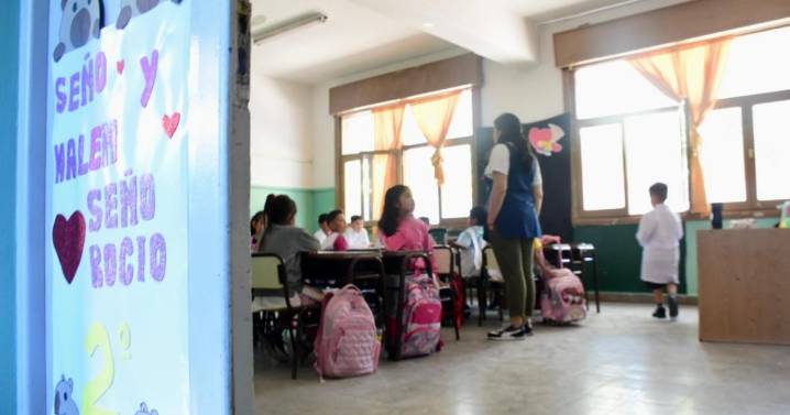 En Neuquén, el presentismo rige para docentes pero no se aplica a los diputados