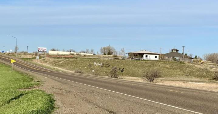 Search underway for Fort Peck homicide suspect
