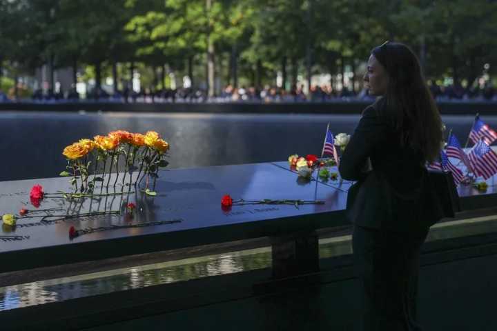 Nueva York honra a las víctimas en el 24 aniversario de los atentados del 11 de septiembre