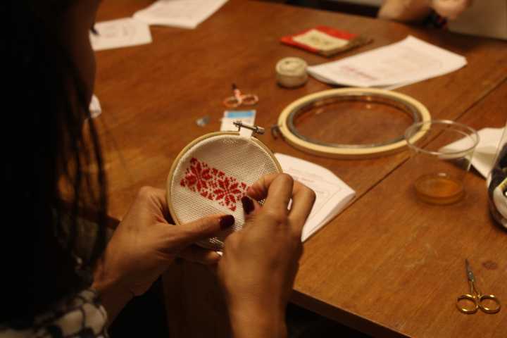 Tatreez circle helps keep Palestinian women’s tradition alive