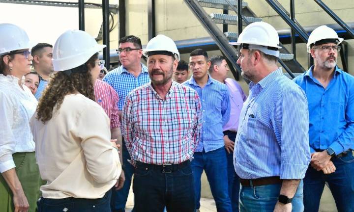 El Gobernador habilitó la Residencia de Adultos Mayores y la planta de tratamiento de residuos cloacales