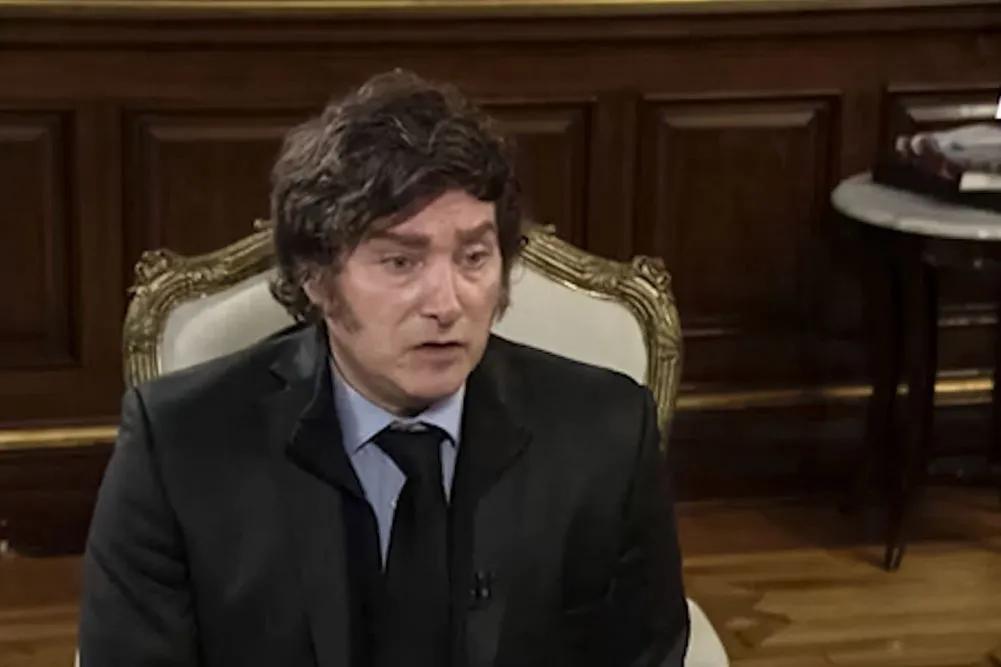 Javier Milei suspendió su viaje a España tras el impacto político de la derrota electoral en el Gobierno