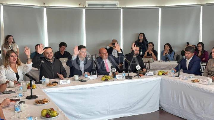 Asume Cuauhtémoc Estrada la presidencia de Jucopo; asegura apertura al diálogo y propuesta