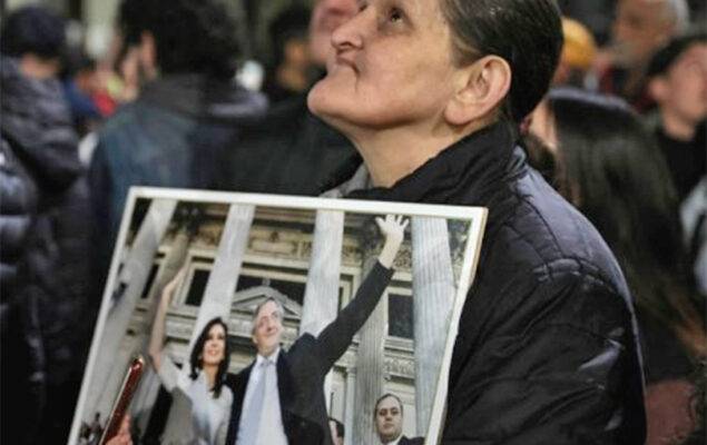 Milei sufre duro revés en las elecciones legislativas  de Buenos Aires: peronismo se impuso ampliamente