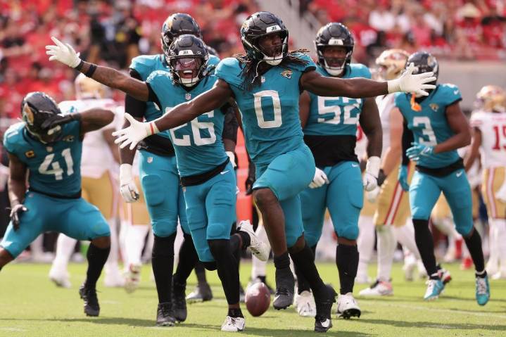Linebacker Devin Lloyd is a defensive catalyst for the Jaguars’ surprising start to the season