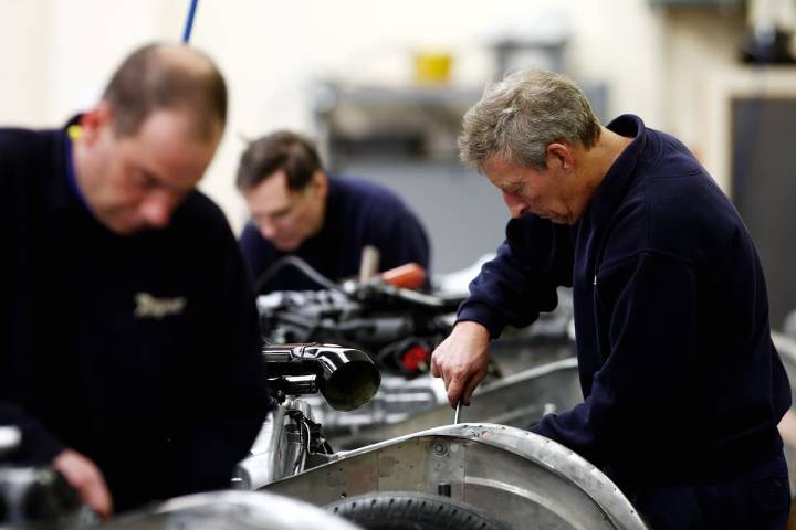 Economy flatlined in July after sharp contraction in manufacturing