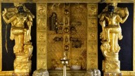 No accounting or register for Sabarimala gold, stored in sacks; extremely serious lapses from Devaswom
