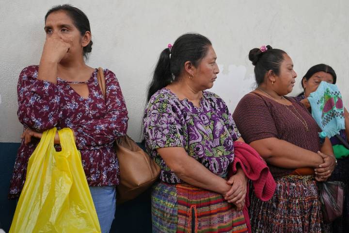 Una jueza bloquea temporalmente el intento de deportar desde Estados Unidos a niños de Guatemala y Honduras